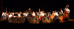 오케스트라 단체 사진